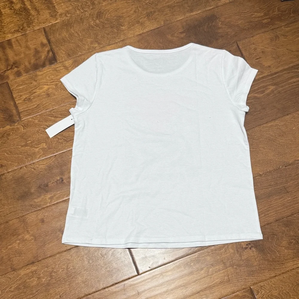 NWT Size XL (14-16$ White Tee with Pink Mermaid Graphic